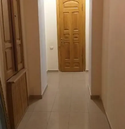 Hostel Кремовый Номер